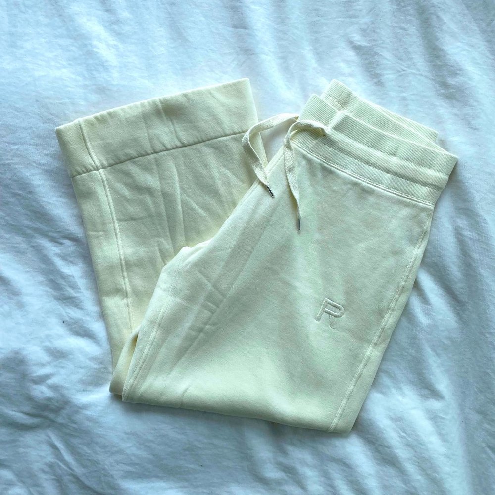 RAGDOLL LA - Cream Wide Cropped Track Pants - Medi